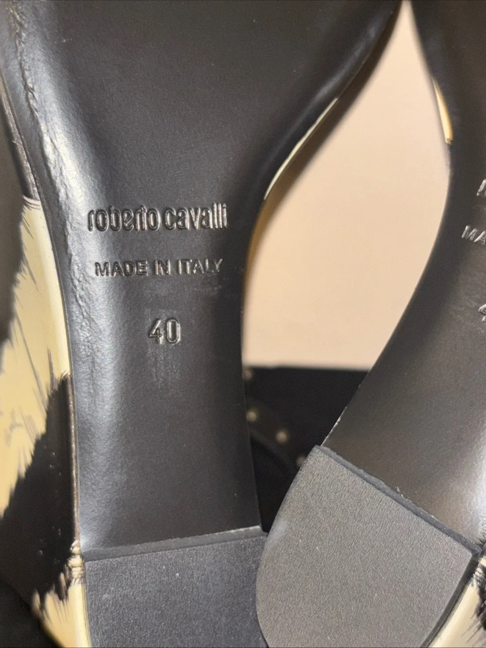 Roberto Cavalli freedom-print stud wedge NWT